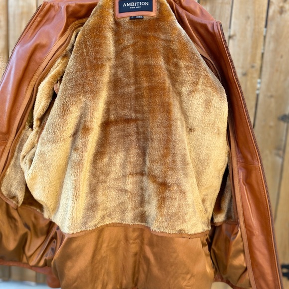 Men’s Genuine Leather Jacket with liner - Picture 8 of 10